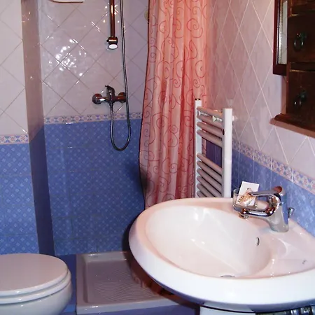 بيت ضيافة Nel Centro Storico 3*