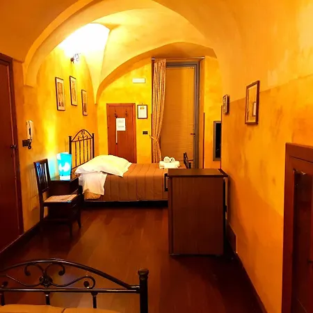 Nel Centro Storico 3* غالاتينا